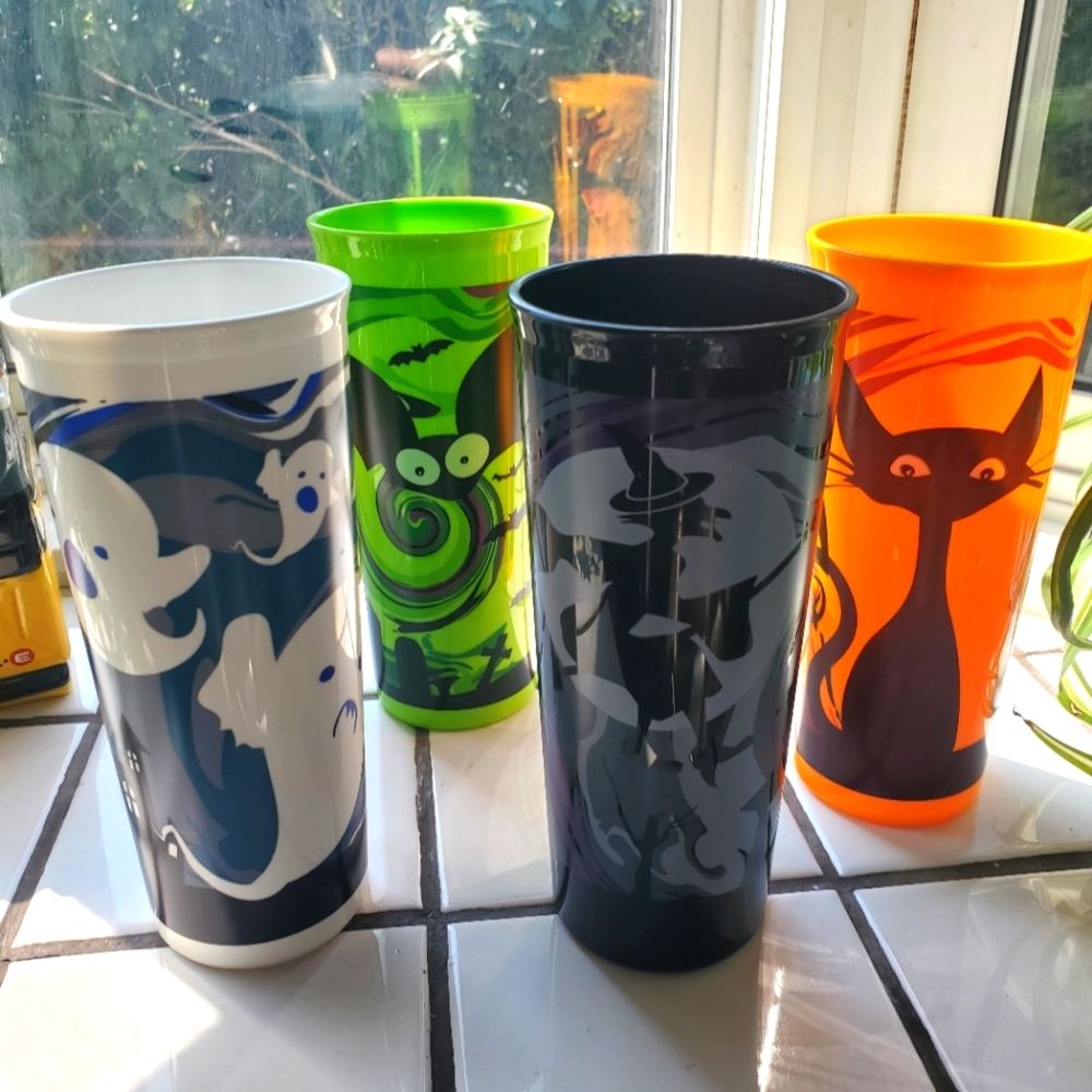 Tupperware halloween plastic cups